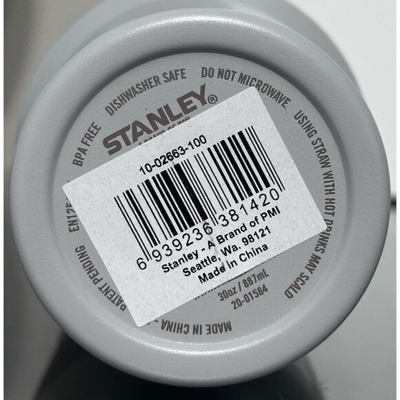 Stanley Adventure Quencher 30oz Tumbler- GRANITE - Picture 4 of 4